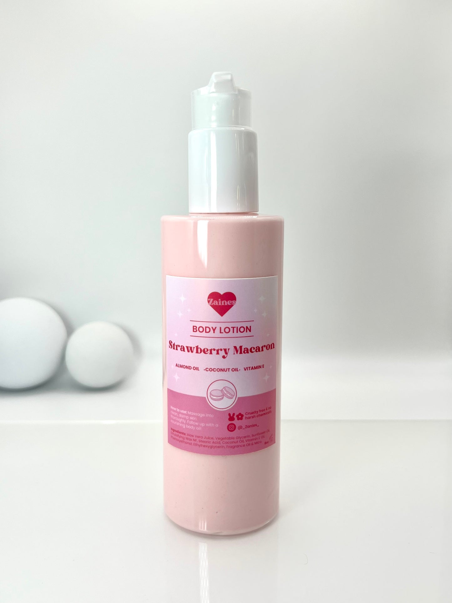 Strawberry Macaron Body Lotionđ