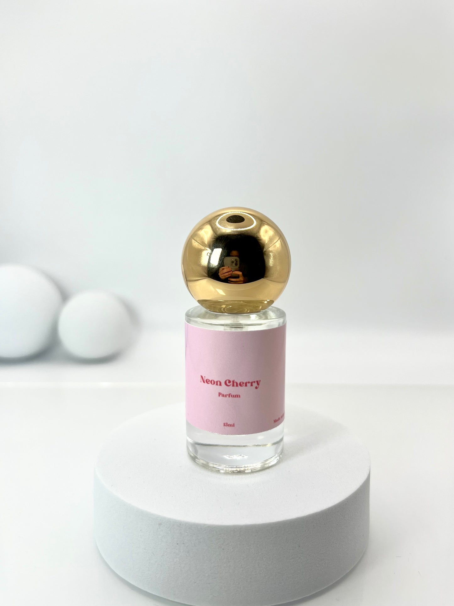 Neon Cherry Mini Perfume🍒